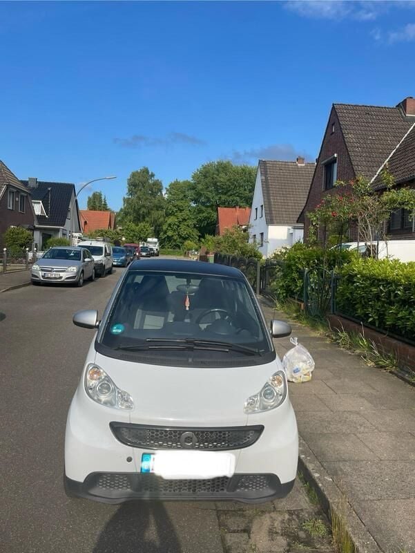 Weiß Gebraucht 2015 Smart ForTwo Coupé Kleinwagen | 5.500 € (Superpreis) - Bild 1/4