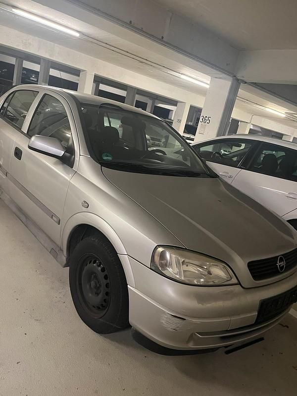 Gebraucht Opel Astra 101 PS (74 kW) 1999 Grau Limousine