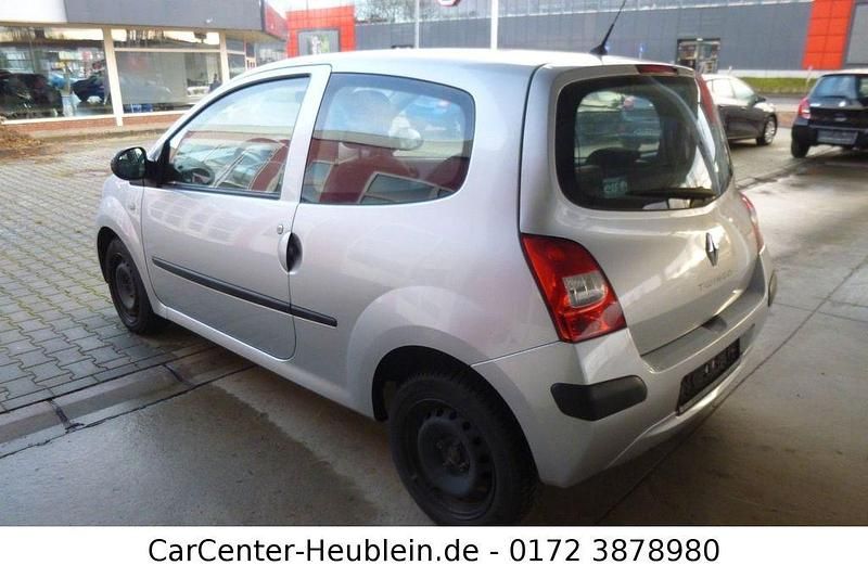 Gebraucht Renault Twingo Authentique 58 PS (42 kW) 2009 Silber Kleinwagen