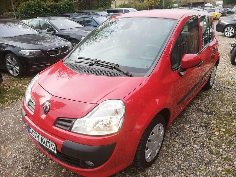 Rot Gebraucht 2009 Renault Modus Avantage Van / Kleinbus | 3.970 € (Etwas zu teuer) - Bild 1/4