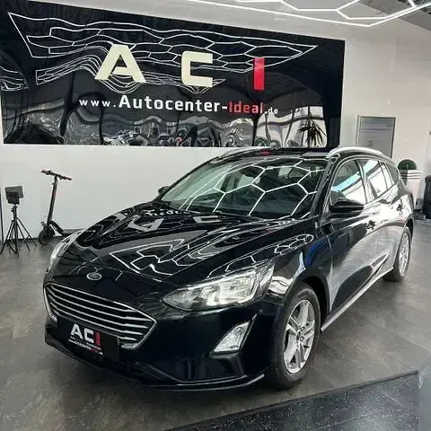 Gebraucht Ford Focus Cool & Connect 155 PS (114 kW) 2021 Agate black Kombi