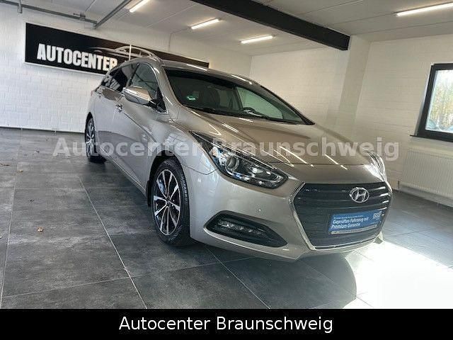 Beige Gebraucht 2015 Hyundai i40 Premium Kombi | 9.450 € (Superpreis) - Bild 1/4