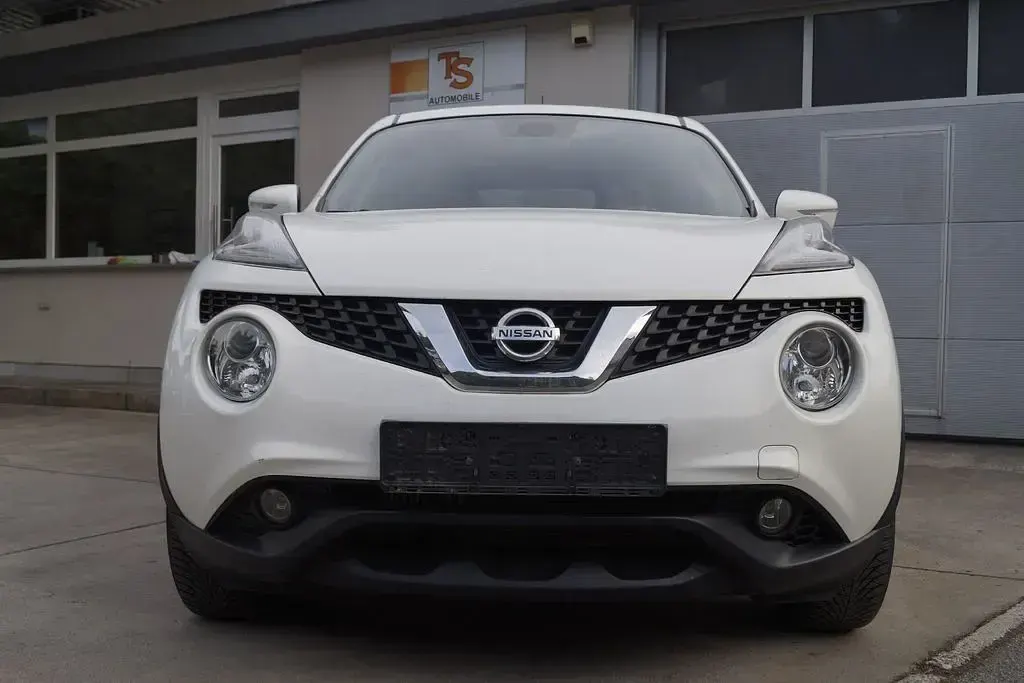 Gebraucht Nissan Juke N-Connecta 116 PS (85 kW) 2016 Weiß SUV