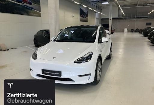 Gebraucht Tesla Model Y 273 kW (372 PS) 2023 Weiß SUV