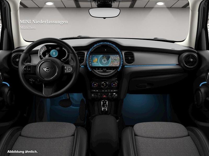 Gebraucht Mini Cooper 136 PS (100 kW) 2023 Schwarz Kleinwagen