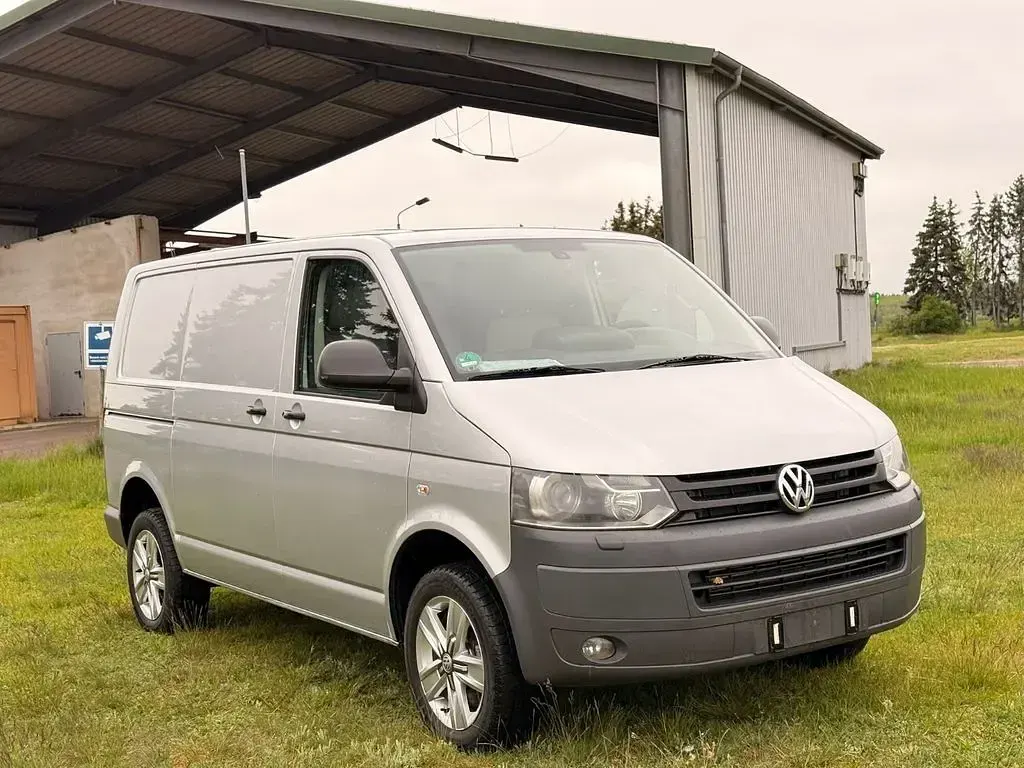 Używany VW Transporter 179 KM (131 kW) 2011 Srebrny Van