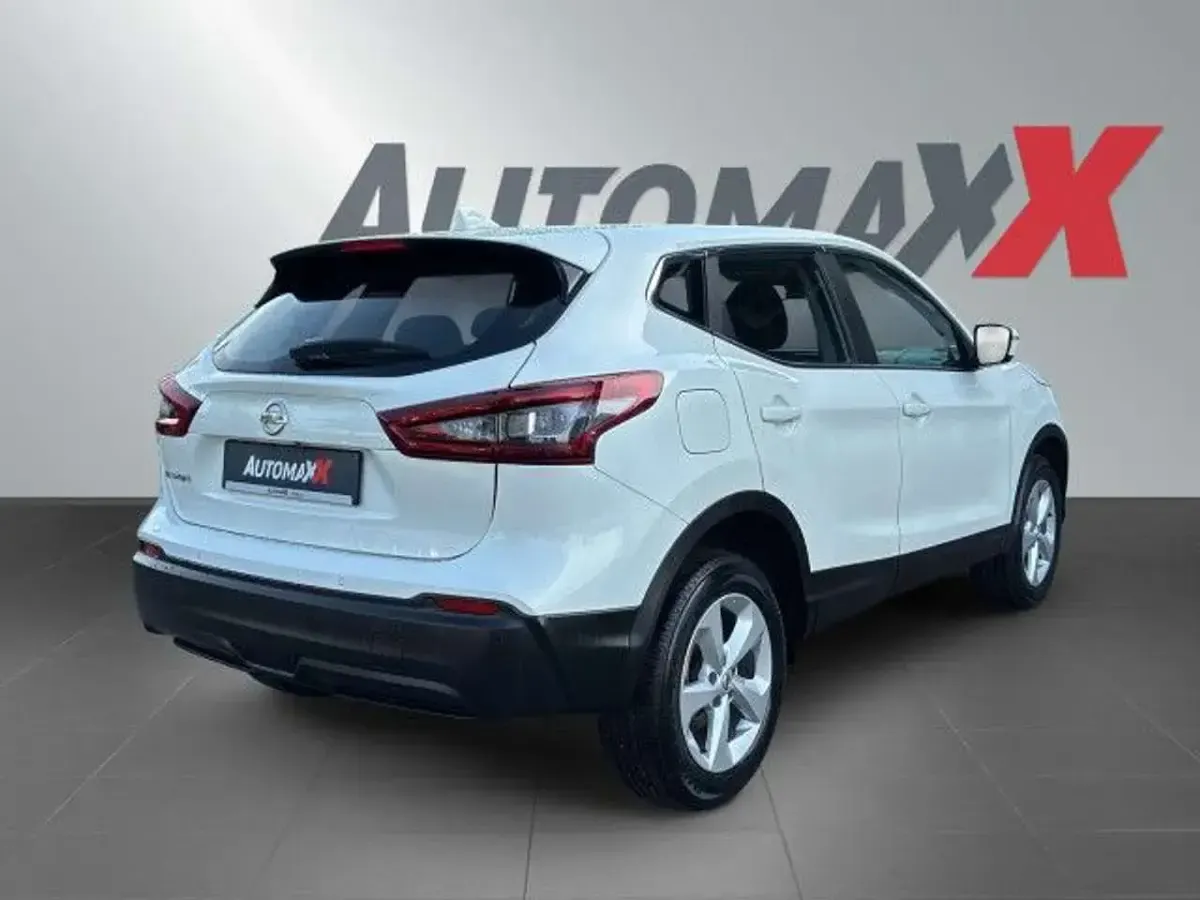 Gebraucht Nissan Qashqai Shiro 140 PS (102 kW) 2021 Weiß SUV