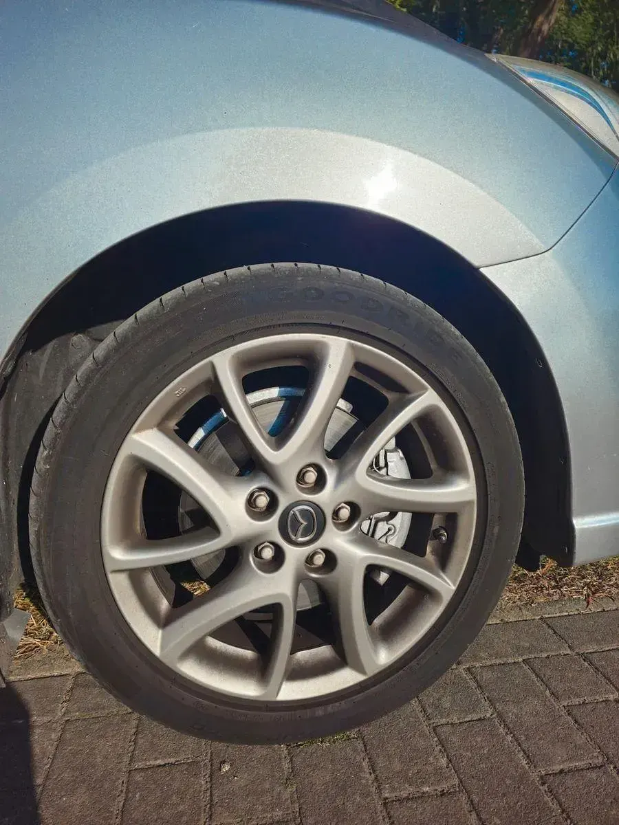 Gebraucht Mazda 5 Sendo 116 PS (85 kW) 2014 Grau Van / Kleinbus