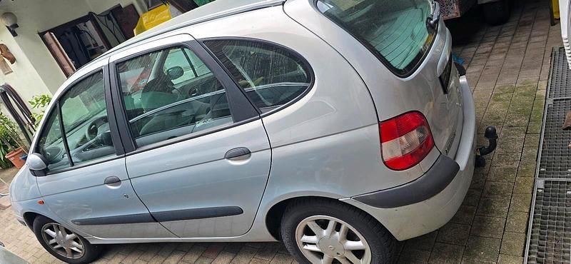 Gebraucht Renault Scénic 107 PS (78 kW) 2002 Grau Van / Kleinbus