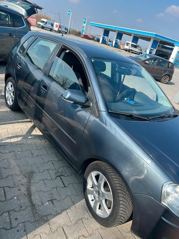 Gebraucht VW Polo Trendline 64 PS (47 kW) 2008 Grau Kleinwagen