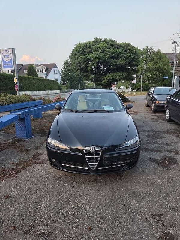 Schwarz Gebraucht 2007 Alfa Romeo 147 Kleinwagen | 3.200 € (Guter Preis) - Bild 1/4