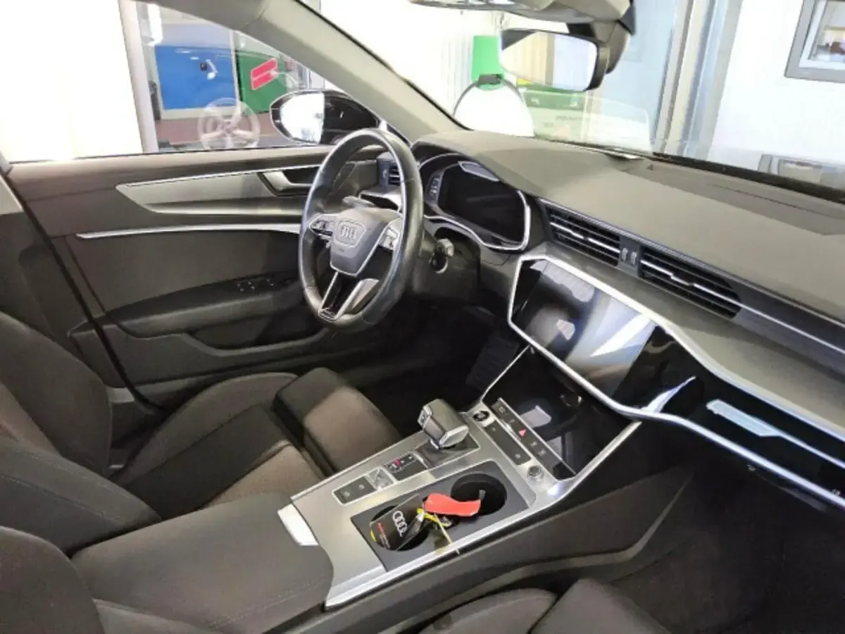 Gebraucht Audi A6 Sport 299 PS (219 kW) 2023 Schwarz Kombi