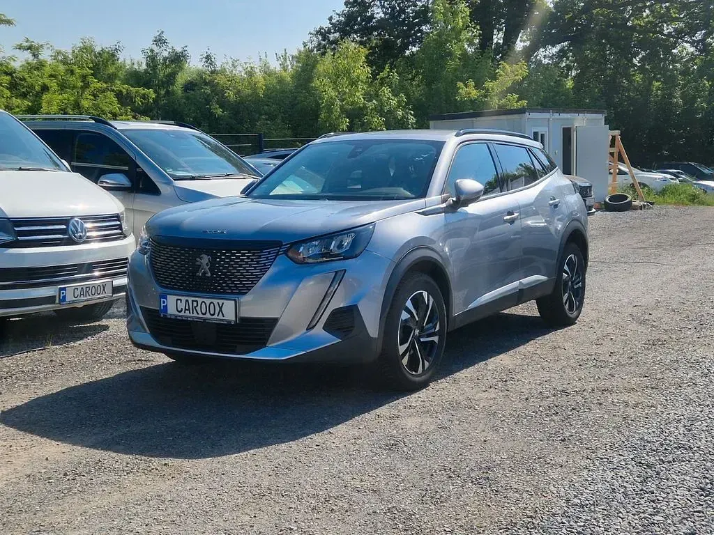 Gebraucht Peugeot 2008 Allure 101 PS (74 kW) 2021 Silber SUV