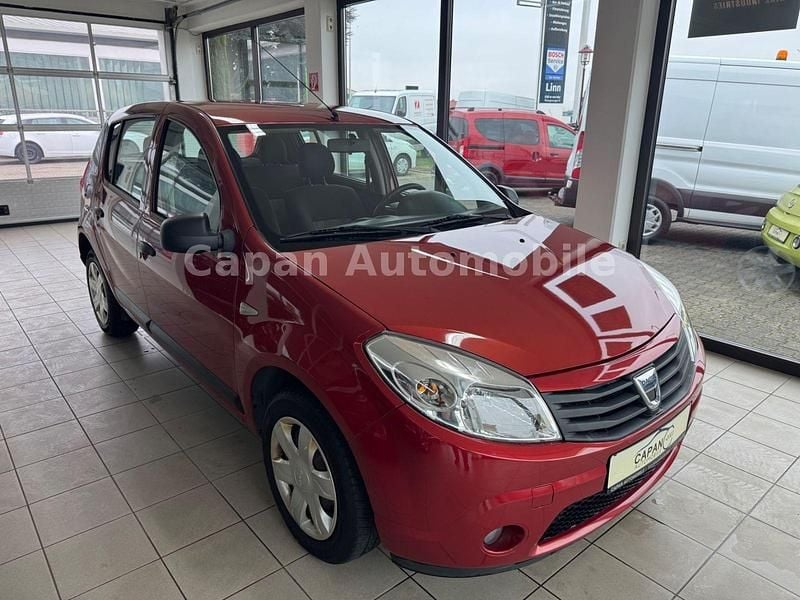 Gebraucht Dacia Sandero Ambiance 75 PS (55 kW) 2012 Rot Kleinwagen