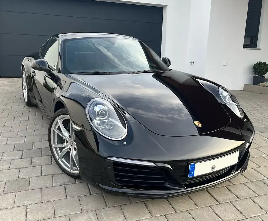 Gebraucht Porsche 911 Carrera 370 PS (272 kW) 2017 Schwarz Coupé