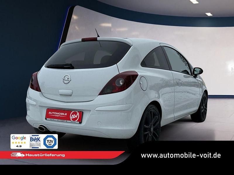 Gebraucht Opel Corsa Color Edition 101 PS (74 kW) 2011 Weiß Kleinwagen