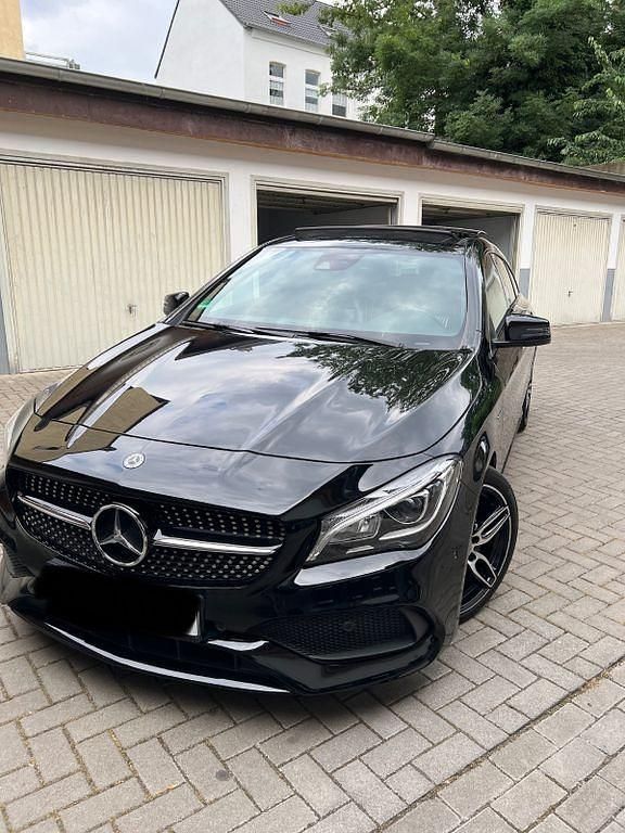 Gebraucht Mercedes CLA200 Shooting Brake Edition 156 PS (114 kW) 2017 Schwarz Kombi
