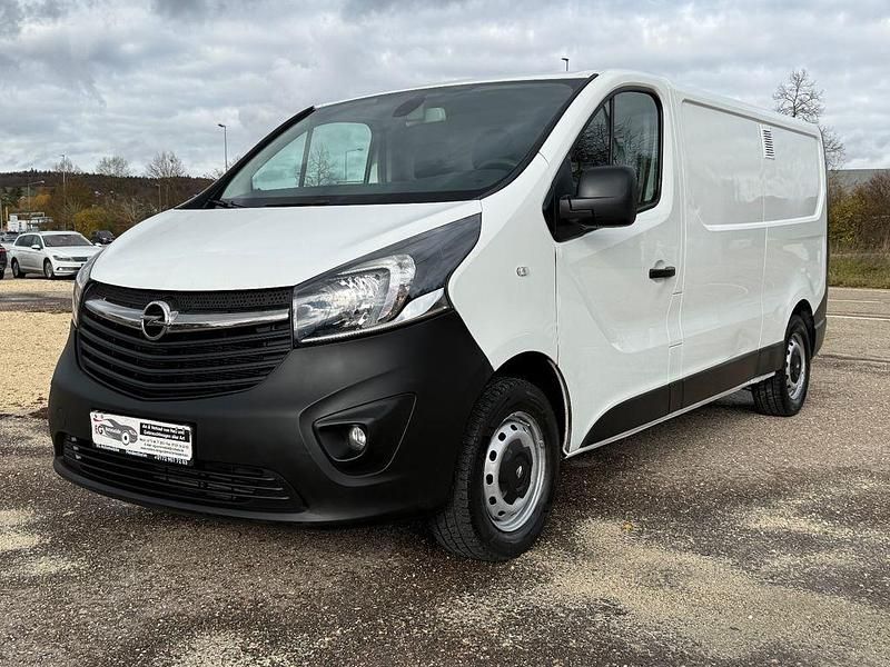 Weiß Gebraucht 2019 Opel Vivaro Van | 7.390 € (Teuer) - Bild 1/4