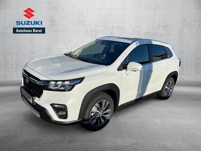 Weiß Neu 2025 Suzuki SX4 S-Cross Comfort+ SUV | 36.190 € (Teuer) - Bild 1/4