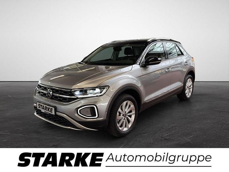 Gebraucht VW T-Roc Style 150 PS (110 kW) 2025 Silber SUV