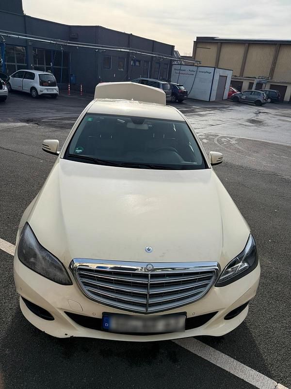 Gebraucht Mercedes E200 136 PS (100 kW) 2014 Limousine