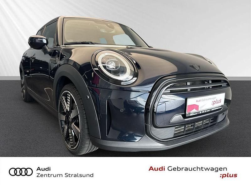 Schwarz Gebraucht 2023 Mini Cooper Classic Kleinwagen | 24.900 € (Etwas zu teuer) - Bild 1/4