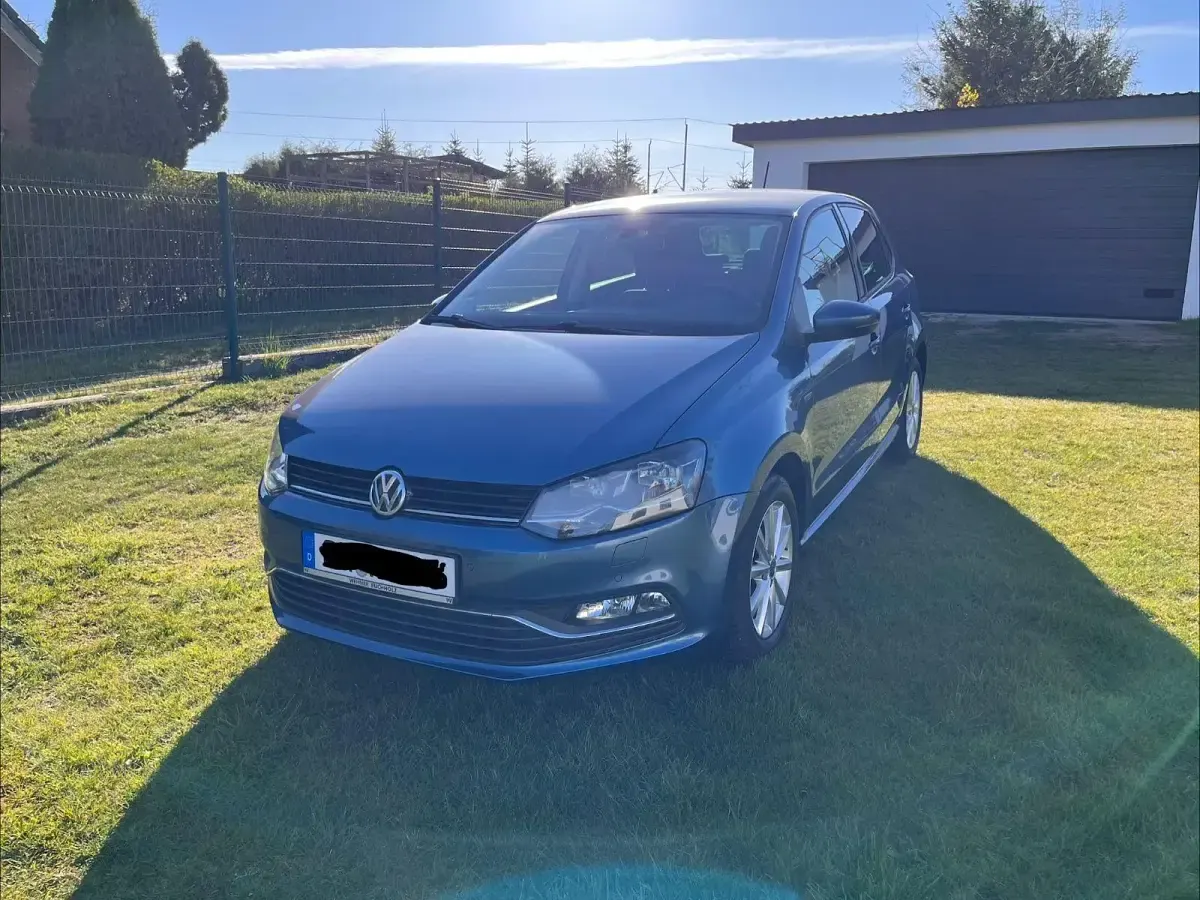 Gebraucht VW Polo 90 PS (66 kW) 2015 Blau Kleinwagen
