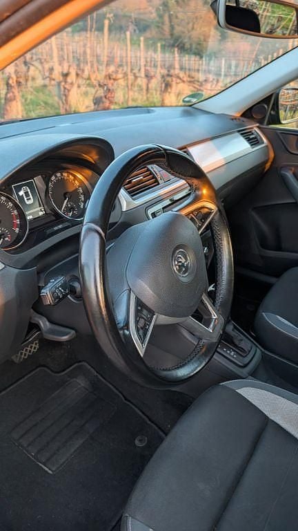 Gebraucht Skoda Rapid 90 PS (66 kW) 2016 Schwarz Kleinwagen