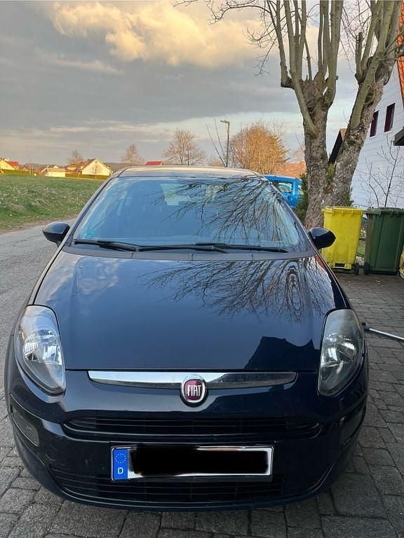 Gebraucht Fiat Punto 77 PS (56 kW) 2011 Blau Kleinwagen