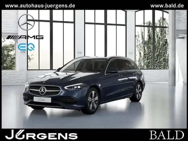 Blau Gebraucht 2022 Mercedes C300e Avantgarde Kombi | 27.990 € (Superpreis) - Bild 1/4