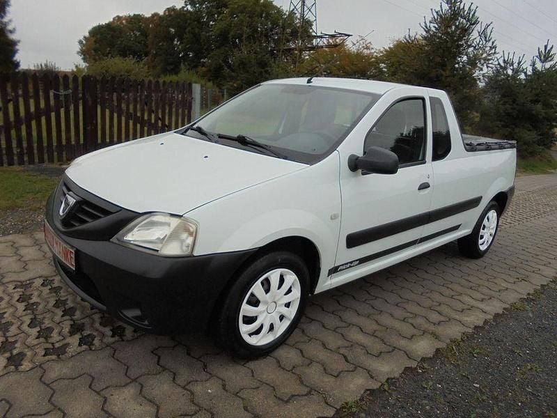 Weiß Gebraucht 2012 Dacia Logan Pick-Up Abholung | 8.999 € - Bild 1/4