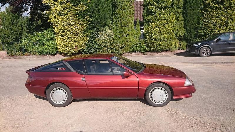 Gebraucht Renault Alpine V6 185 PS (136 kW) 1989 Rot Coupé