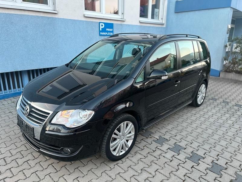 Gebraucht VW Touran 105 PS (77 kW) 2008 Schwarz Van / Kleinbus