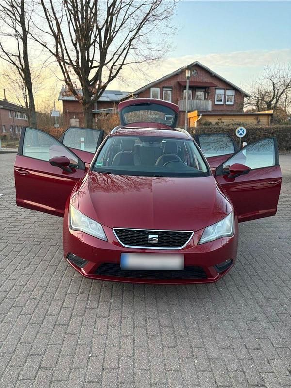 Gebraucht Seat Leon 105 PS (77 kW) 2014 Rot Kombi