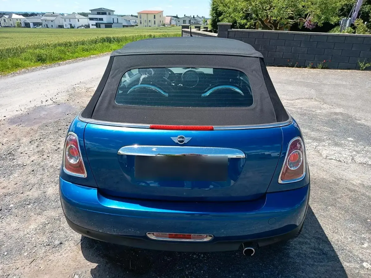Gebraucht Mini One Cabriolet 98 PS (72 kW) 2014 Blau Cabrio
