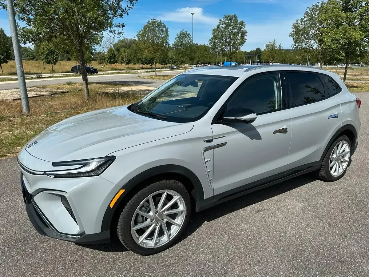Gebraucht MG Marvel R Performance 211 kW (288 PS) 2023 Grau SUV