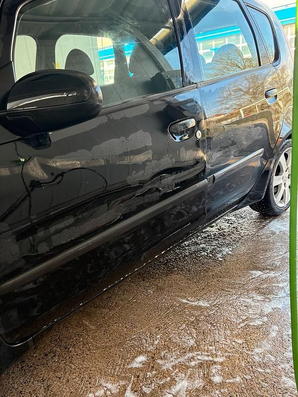 Gebraucht Mitsubishi Colt 95 PS (69 kW) 2005 Schwarz Kleinwagen