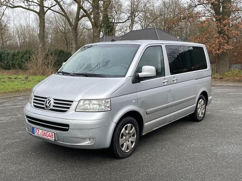 Second-hand VW T5 174 CP (127 kW) 2005 Argintiu Van