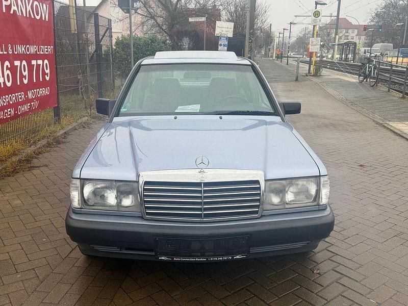 Gebraucht Mercedes 190 109 PS (80 kW) 1993 Silber Limousine