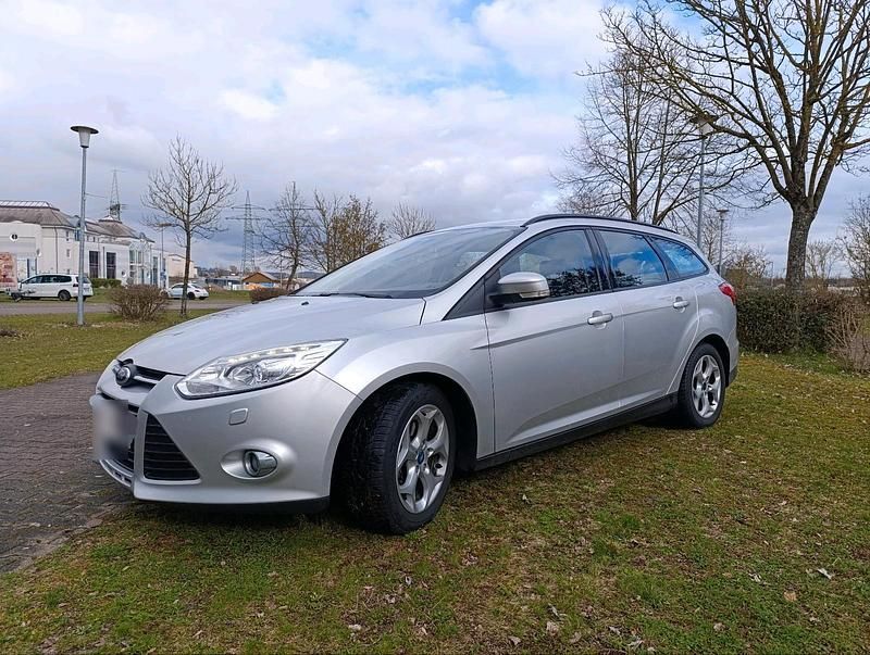 Second-hand Ford Focus 2012 Argintiu Break