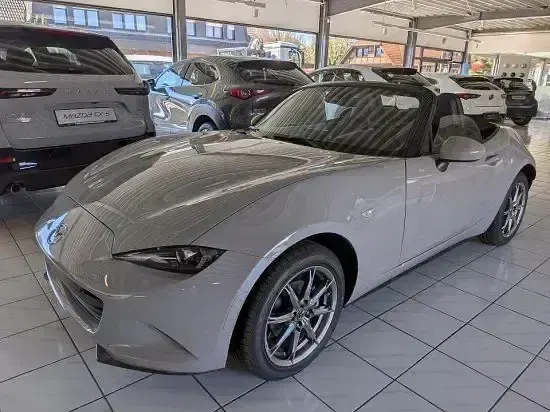 Neu Mazda MX5 Exclusive-Line 132 PS (97 kW) 2025 Aero gray m Cabrio