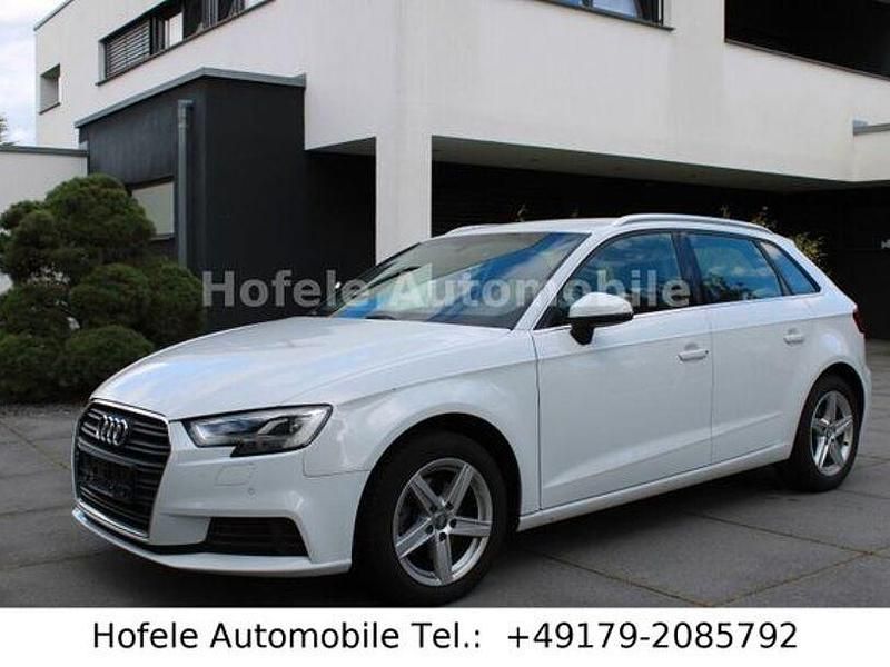 Andere Gebraucht 2016 Audi A3 Comfort Limousine | 14.750 € (Superpreis) - Bild 1/4
