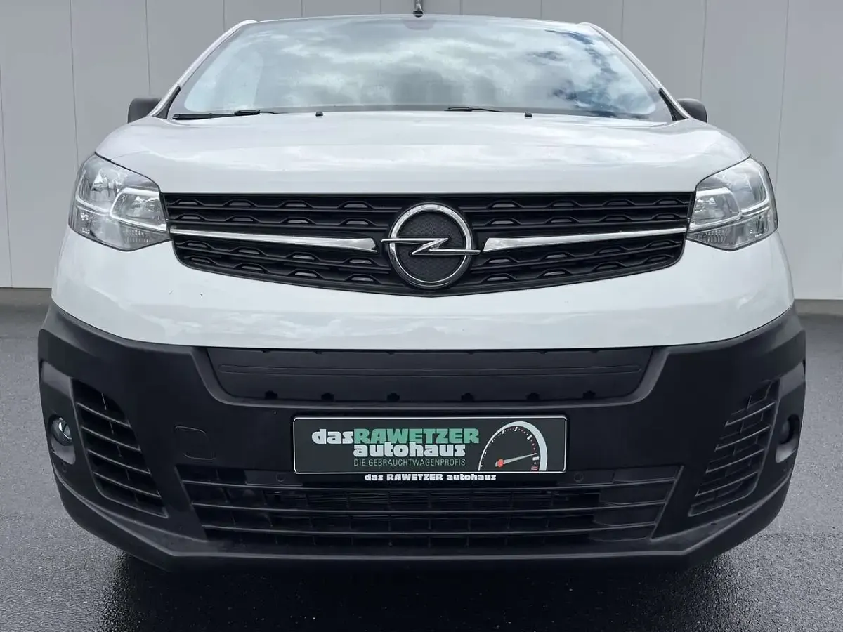 Gebraucht Opel Vivaro Edition 136 PS (100 kW) 2022 Weiß Van / Kleinbus