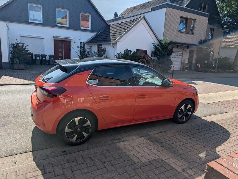 Schwarz Gebraucht 2021 Opel Corsa-e Kleinwagen | 12.100 € (Fairer Preis) - Bild 1/4