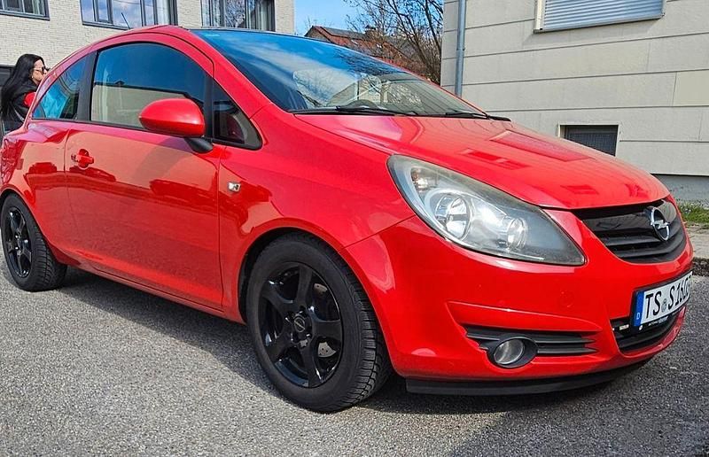 Gebraucht Opel Corsa Color Edition 80 PS (58 kW) 2009 Rot Kleinwagen
