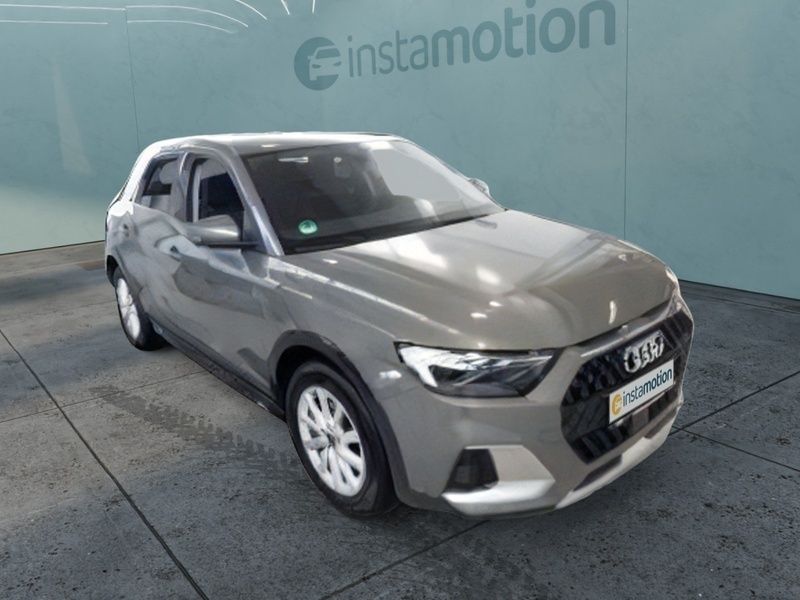Grau Gebraucht 2024 Audi A1 Kleinwagen | 27.480 € (Fairer Preis) - Bild 1/3