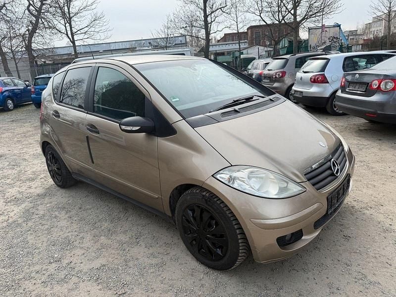 Gebraucht Mercedes A160 82 PS (60 kW) 2006 Gold Kleinwagen