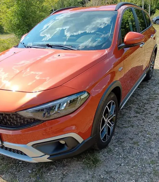 Gebraucht Fiat Tipo Cross 131 PS (96 kW) 2023 Orange Kombi