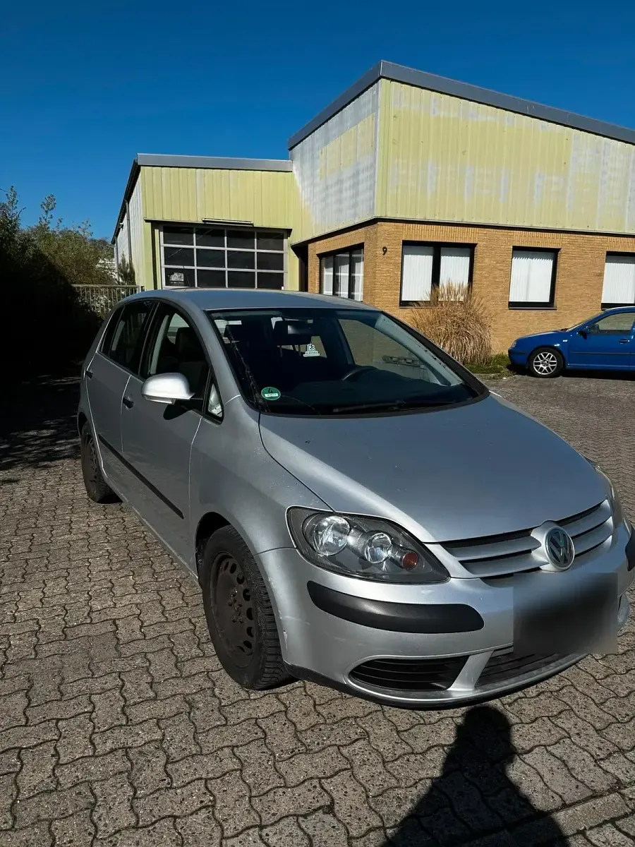 Gebraucht VW Golf IV 75 PS (55 kW) 2005 Silber Kleinwagen