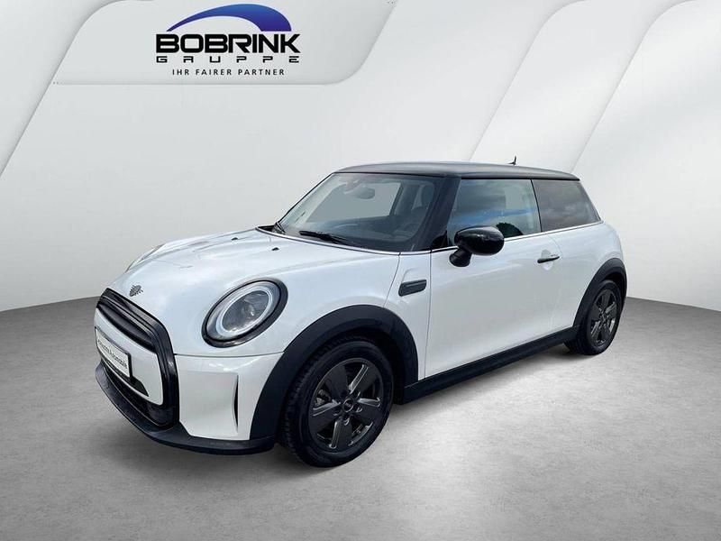 Weiß Gebraucht 2023 Mini Cooper Classic Kleinwagen | 25.920 € (Teuer) - Bild 1/4